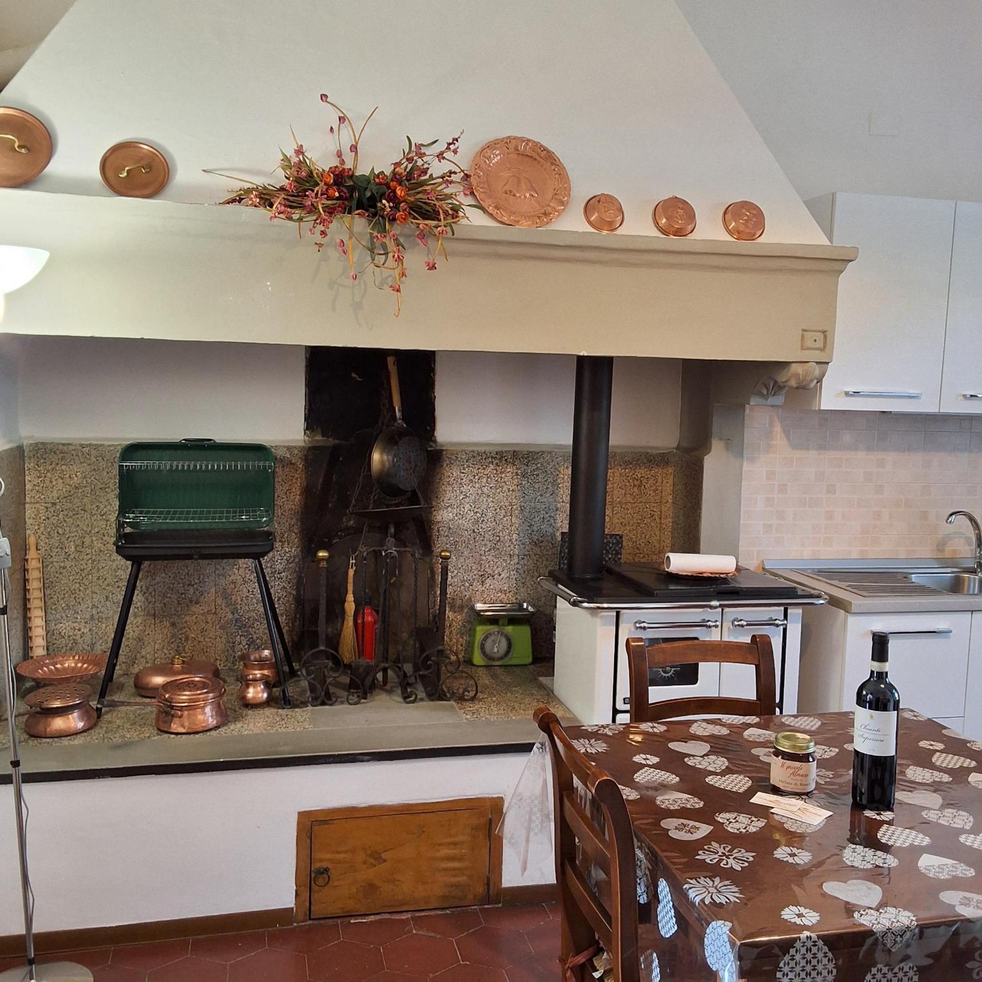 Casa Di Bruna Poppi Esterno foto